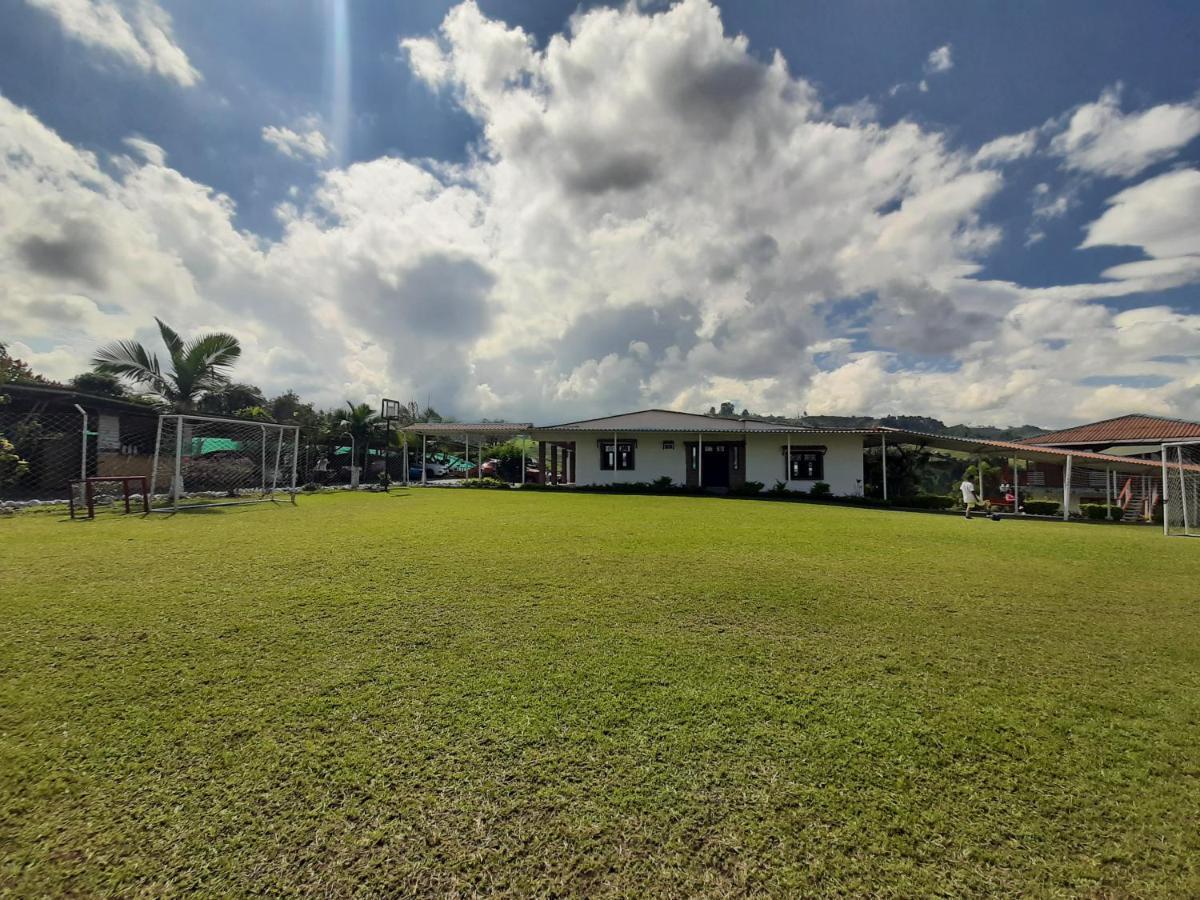 Finca Hotel La Fragata Santa Rosa de Cabal Eksteriør billede