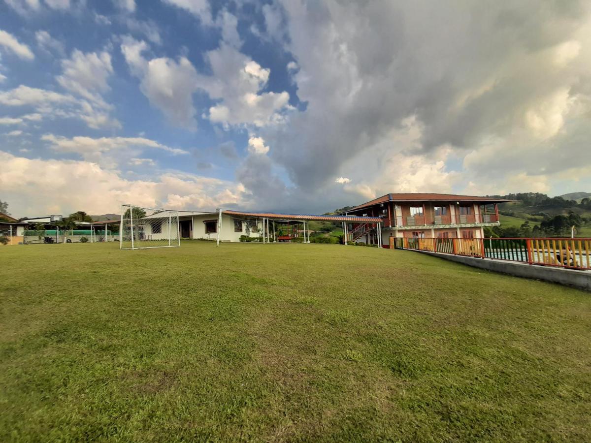 Finca Hotel La Fragata Santa Rosa de Cabal Eksteriør billede